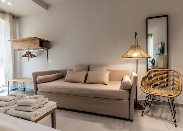 Dafne Ampio Nido, Vera Promessa Di Relax * Roma